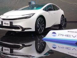 1 Untuk 4 SPK Toyota Ke GIIAS 2024 adalah Kendaraan Pribadi Hybrid