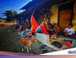 Kisah ‘Kampung Dayak’ Ke Sukabumi, Hidup Nomaden Ikuti Pasang Surut Air Laut