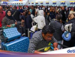 1.300 Penerbangan Dibatalkan Ke Inggris, Ada Masalah Apa?